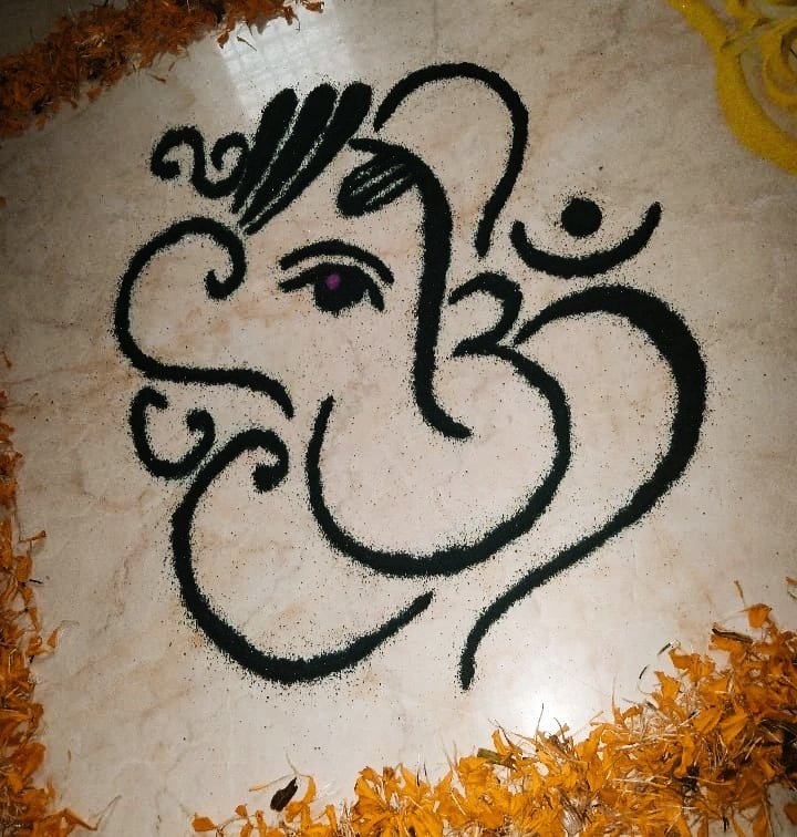 Simple And Easy Rangoli Design For Ganesh Chaturthi